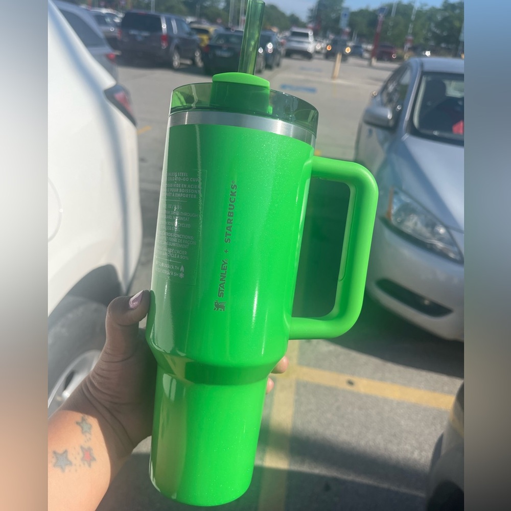 40oz Stanley x Starbucks  Tumbler June 2025 Release